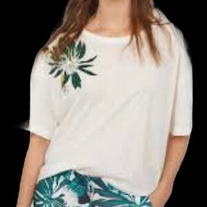 Anna Glover x H&M White Tee Beaded Appliqué Sz L